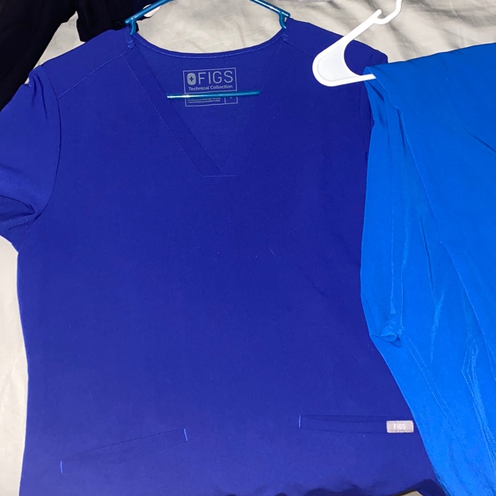 Figs small scrub top (special edition color)